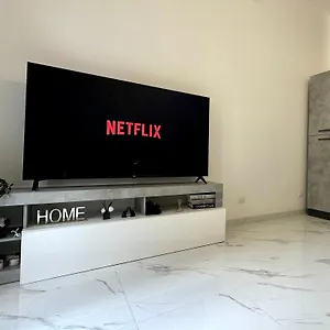 Appartamento Elegant & Luxe A 200m Da Stazione E Aereoporto Di, Ciampino